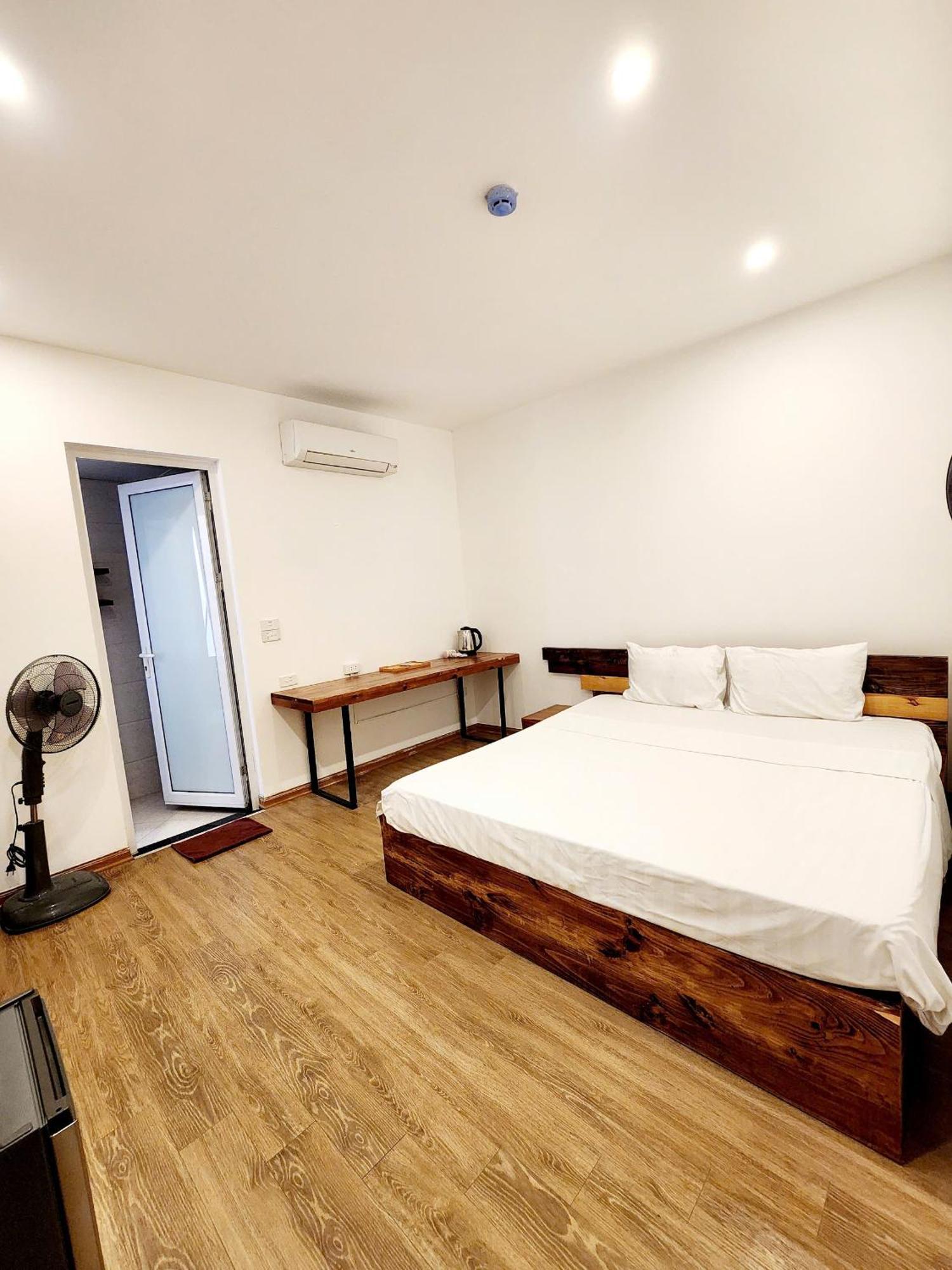 Lakeside House Hanoi Dış mekan fotoğraf