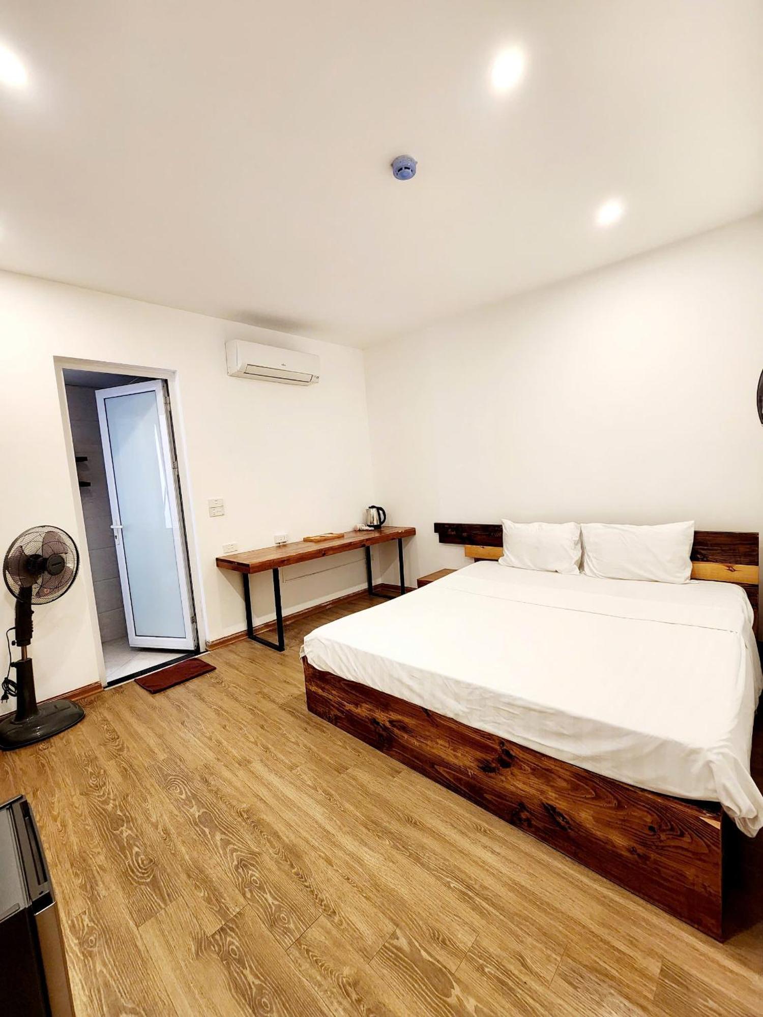 Lakeside House Hanoi Dış mekan fotoğraf